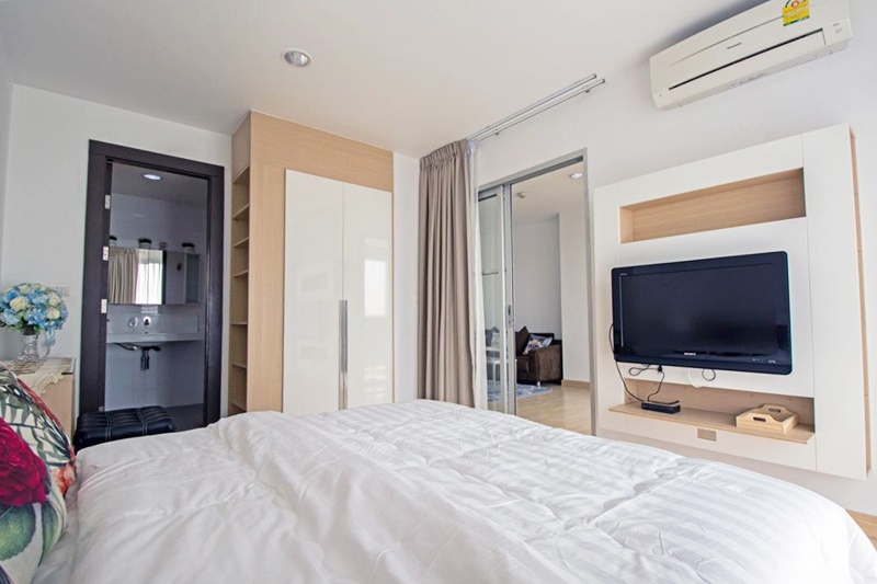 ให้เช่าคอนโด ริทึ่ม รัชดา พื้นที่ 45.49 ตร.ม. 1 ห้องนอน เช่า 20,000 บ/ด