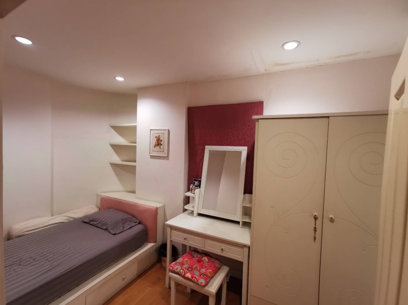 ขายคอนโด จอห์นนี่ ทาวเวอร์ พื้นที่ 90.25 ตร.ม. 3 ห้องนอน ขาย 4.5 ล้านบาท