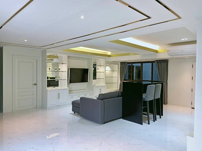 ให้เช่าคอนโด เดอะ วอเตอร์ฟอร์ด คอนโดมิเนียม 193.35 ตรม. 2 ห้องนอน เช่า 55,000 บ/ด