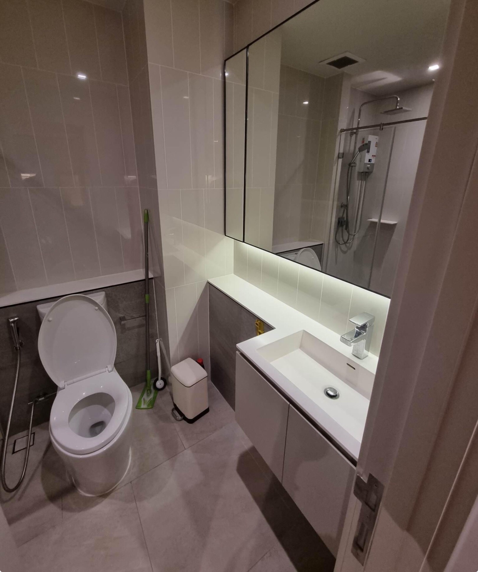 ให้เช่า คอนโด เดอะ รีเซิร์ฟ พหล - ประดิพัทธ์ 40 ตร.ม. loft 1 ห้องนอน เช่า 22,000 บ/ด