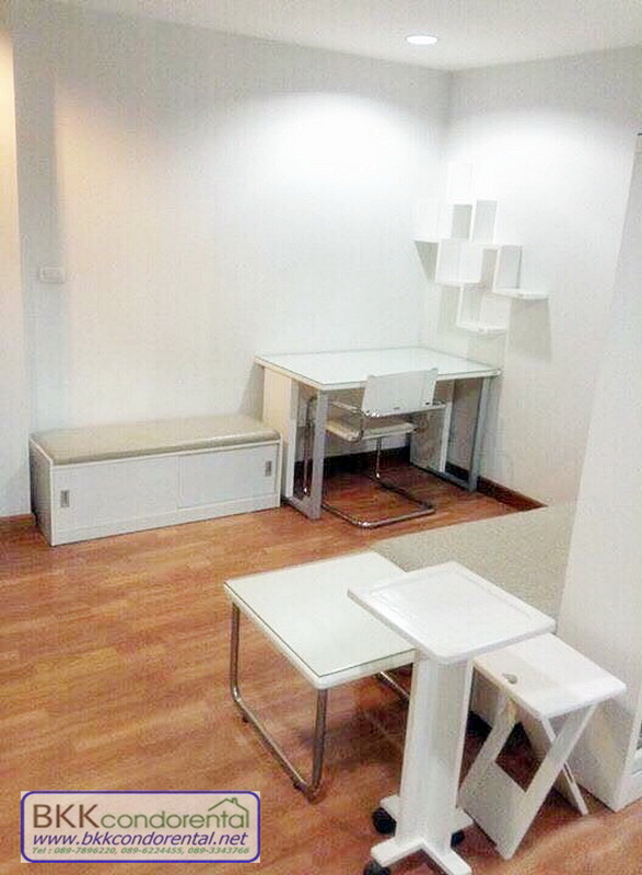 ให้เช่าคอนโด เดอะ คริส เอ็กซ์ตร้า 4 รัชดา 17 ตึก 3 ชั้น 4 พื้นที่ 33 ตรม. 1 ห้องนอน ให้เช่า 11,500 บ/ด