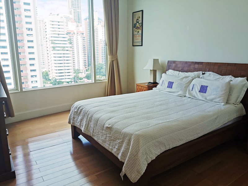 ให้เช่าคอนโด รอย์ช ไพรเวท เรสซิเดนซ์ส พื้นที่ 178 ตรม. 3 ห้องนอน เช่า 150,000 บ/ด