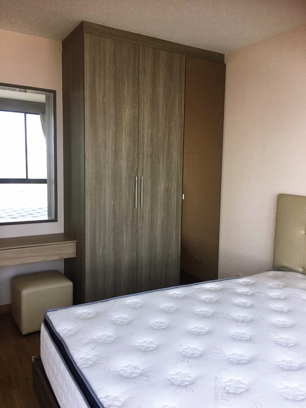 ให้เช่าคอนโด เดอะ ทรี อินเตอร์เชนจ์ พื้นที่ 60 ตร.ม. 2 ห้องนอน เช่า 22,000 บ/ด