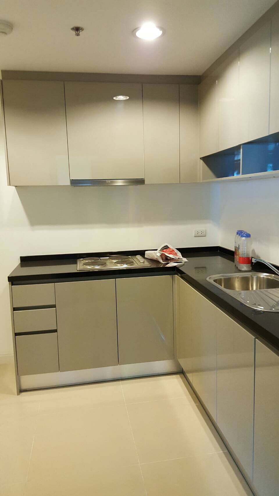 ขายคอนโด เบลล์ แกรนด์ พระราม 9 พื้นที่ 108 ตรม. 3 ห้องนอน ขาย 15 ล้านบาท