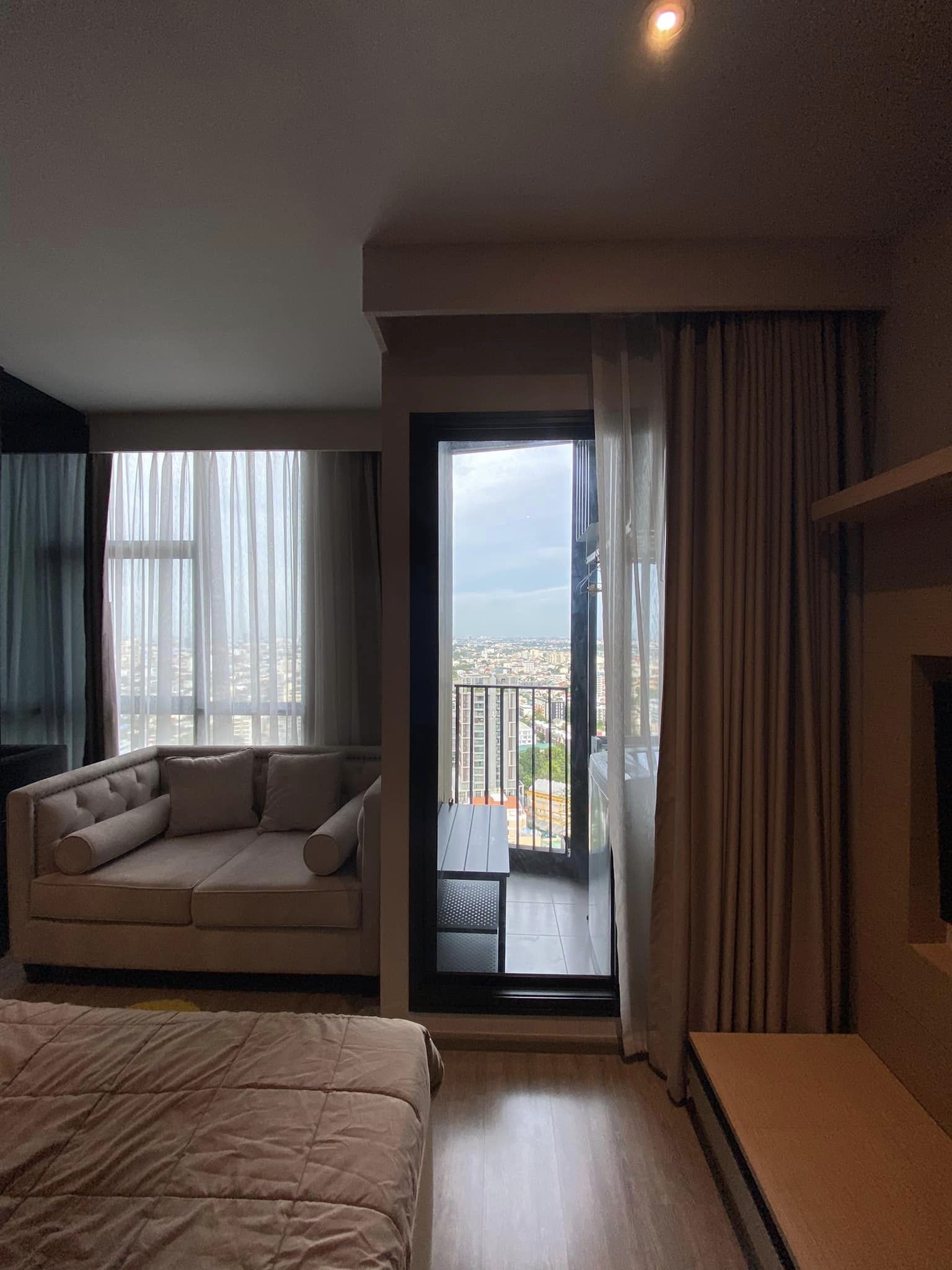 ให้เช่าคอนโด ริทึ่ม เอกมัย พื้นที่ 30 ตรม.1 ห้องนอน เช่า 23,000 /เดือน