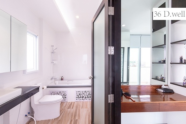 ให้เช่าคอนโด 36 ดี.เวล พื้นที่ 150 ตร.ม. 3 ห้องนอน (เพนส์เฮ้าส์) เช่า 45,000 บ/ด