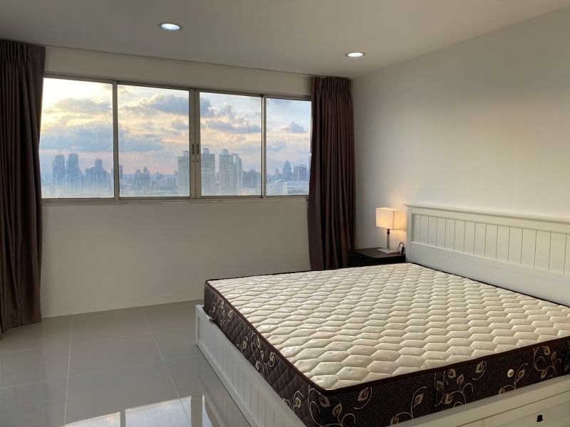 ให้เช่าคอนโด เดอะ วอเตอร์ฟอร์ด ไดมอนด์ 83 ตรม. 2 ห้องนอน เช่า 39,000 บ/ด