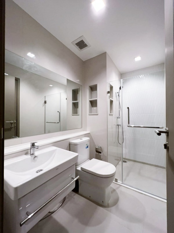 ให้เช่าคอนโดไลฟ์ อโศก พื้นที่ 41 ตร.ม. 2 ห้องนอน เช่า 22,000 บ/ด