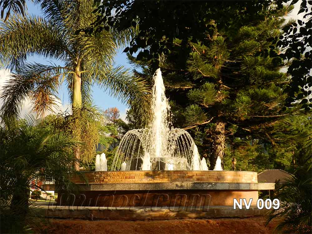 บ่อน้ำพุวงกลม 2 ชั้น พร้อมวง Ring และทรงต้นสน 8 หัว ที่ สวนน้ำทิพย์ วัลเล่ย์ ภูเรือ