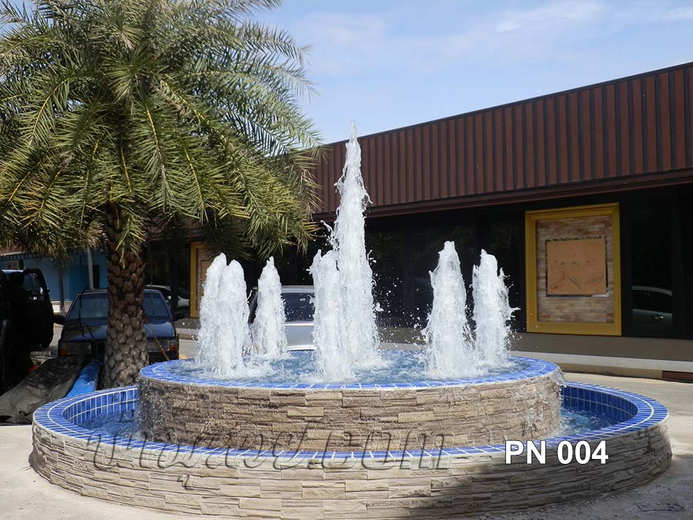 บ่อน้ำพุวงกลม 2 ชั้น หน้าร้าน PANA SPA ที่รังสิต คลอง3