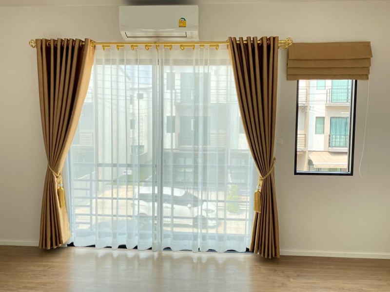 ให้เช่าทาวน์โฮม 3ชั้น ย่านรามอินทรา พื้นที่ 30 ตรว. เช่า 20,000 บ/ด