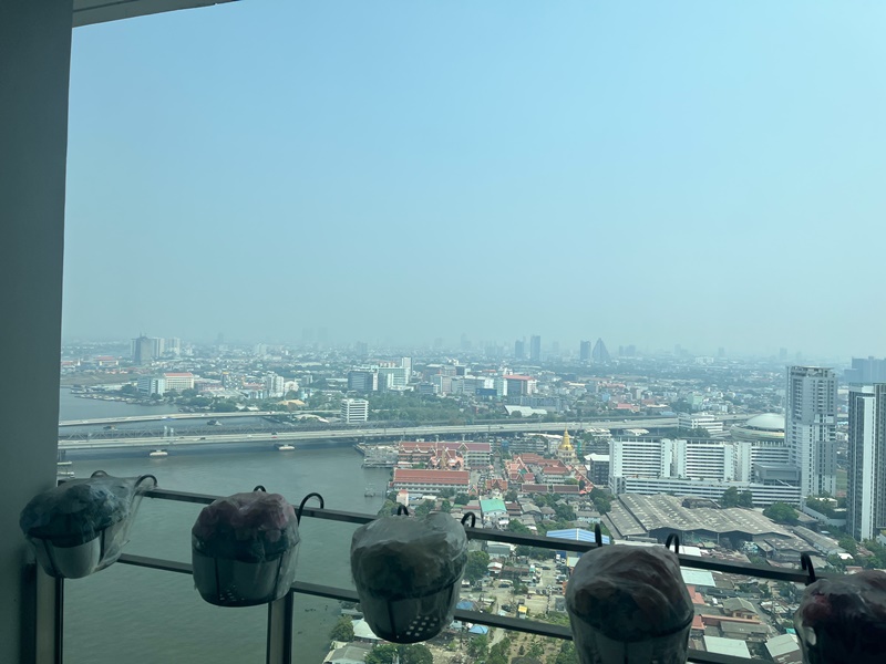 ให้เช่าคอนโด 333 ริเวอร์ไซด์ พื้นที่ 46 ตร.ม. 1 ห้องนอน ให้เช่า 23,000 บ/ด