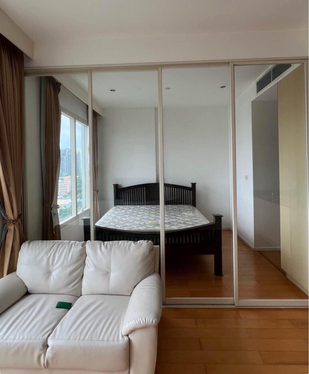 ให้เช่า คอนโด วินด์ รัชโยธิน พื้นที่ 40 ตรม. 1 ห้องนอน ราคาเช่า 15,000 บาท/เดือน