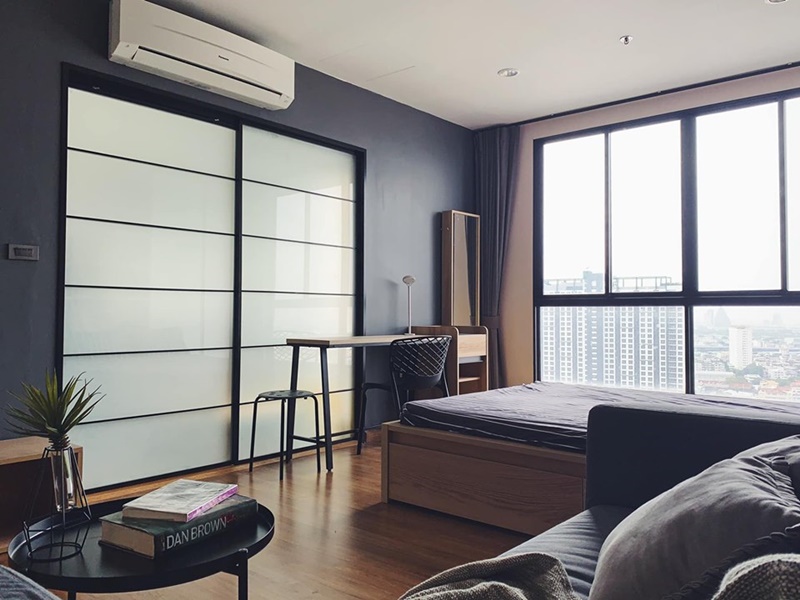 ให้เช่าคอนโด เดอะ ทรี อินเตอร์เชนจ์ พื้นที่ 29.5 ตร.ม. สตูดิโอ เช่า 10,000 บ/ด