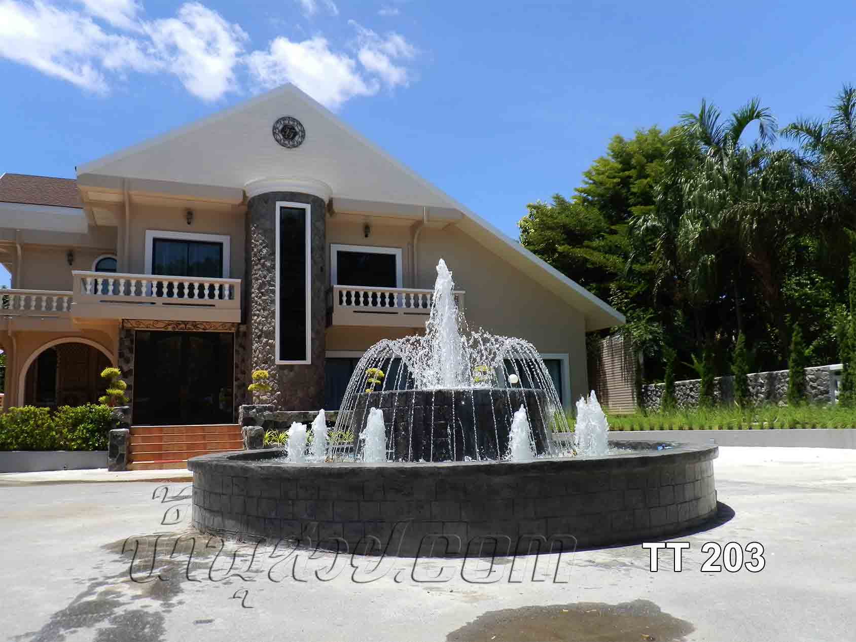 บ่อน้ำพุวงกลม 2 ชั้น พร้อมวง Ring และทรงต้นสน 8 หัว ที่ บ.ทีทีขนส่ง นครปฐม