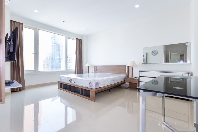 ให้เช่าคอนโด สิริ เรสซิเด้นซ์ พื้นที่ 140 ตร.ม. 3 ห้องนอน. เช่า 100,000 บ/ด