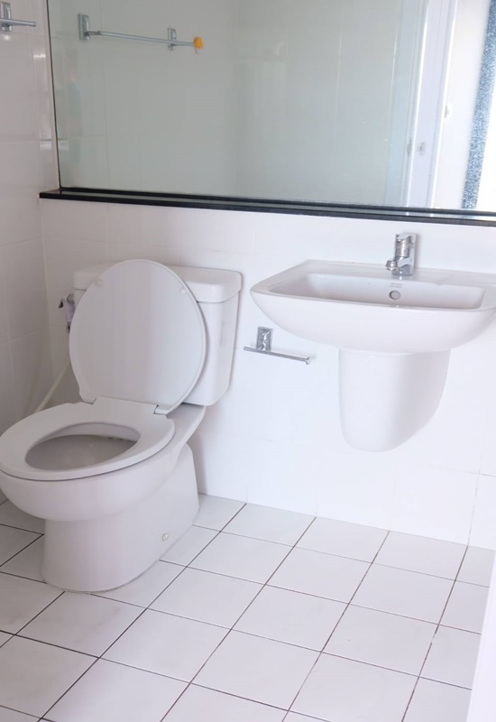 ให้เช่าคอนโด เดอะ ทรี อินเตอร์เชนจ์ พื้นที่ 23 ตร.ม. สตูดิโอ เช่า 9,000 บาท/เดือน