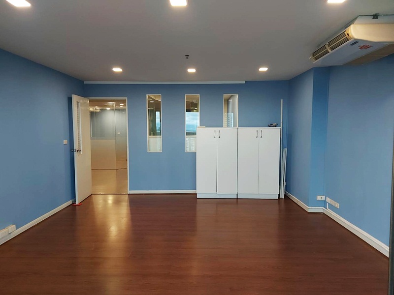 ให้เช่าคอนโด สเตท ทาวเวอร์ พื้นที่ 136.46 ตรม. 5 ห้องนอน เช่า 40,000 บ/ด