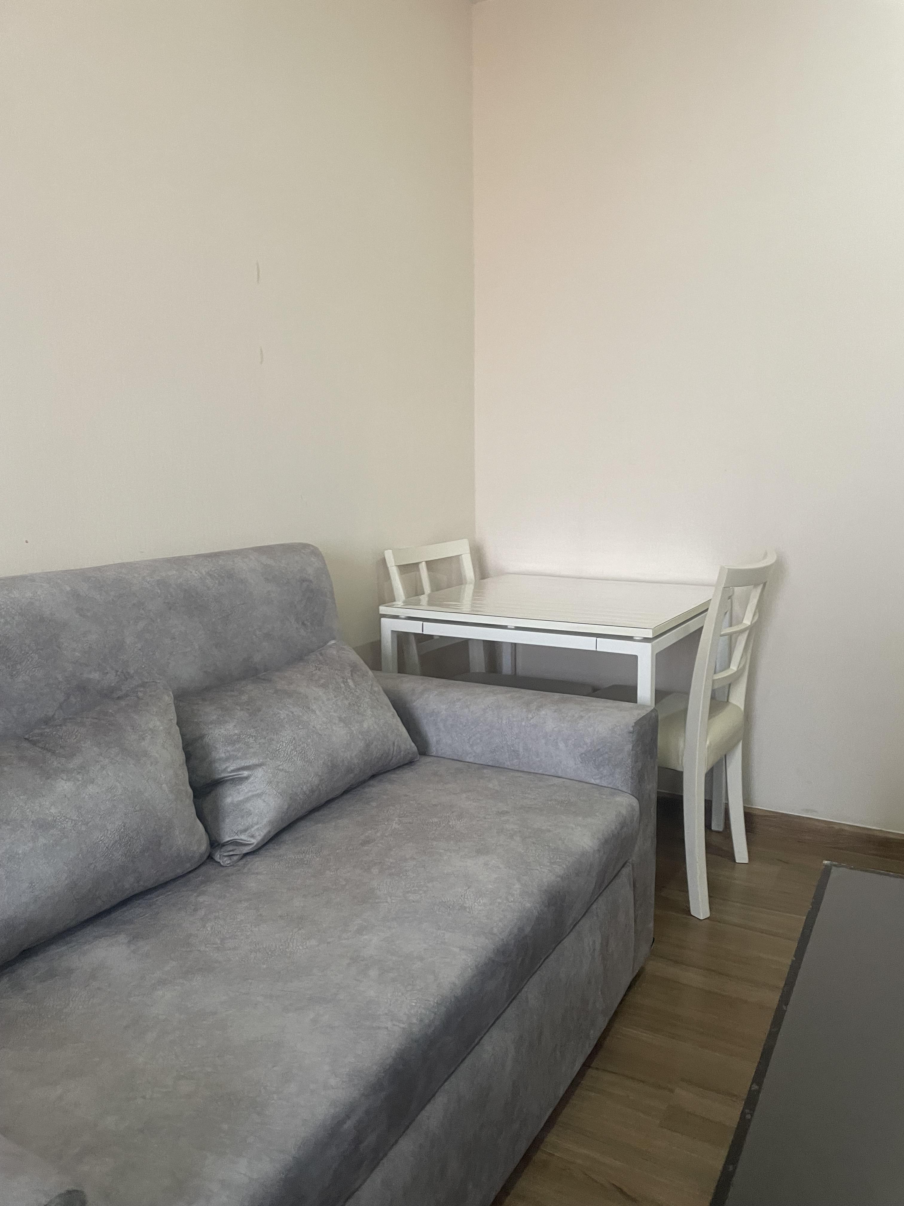 ให้เช่าคอนโด เดอะ ทรี อินเตอร์เชนจ์ พื้นที่ 30 ตร.ม. 1 ห้องนอน