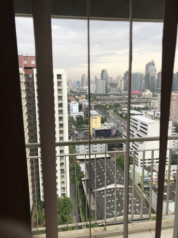 ให้เช่าคอนโด ลุมพินี เพลส พระราม 9 พื้นที่ 75 ตร.ม. 2 ห้องนอน เช่า 28,000 บ/ด