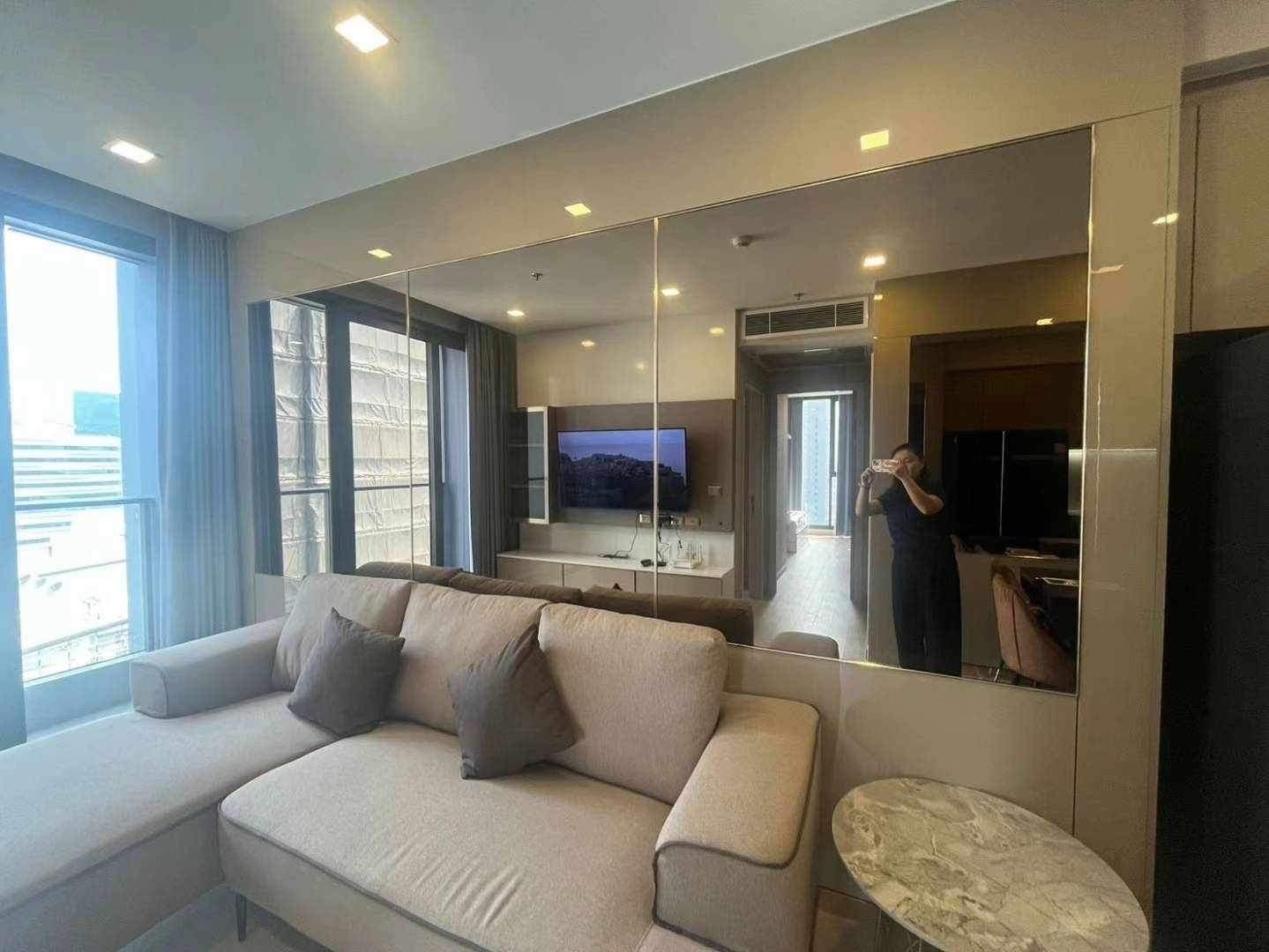 rent:(one9five at Rama 9) luxurious decoration, SB furniture, brand appliances, two bedrooms and two bathrooms, high floor