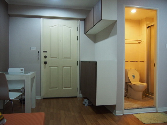 ให้เช่าคอนโด ลุมพินี วิลล์ รามอินทรา - หลักสี่ 31 ตรม. 1 ห้องนอน วิวสระว่ายน้ำ ราคาเช่า 8,500 บาท