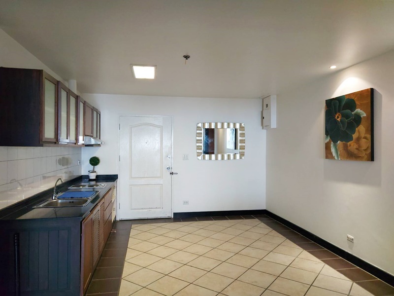 ขายคอนโด สเตท ทาวเวอร์ พื้นที่ 126 ตรม. 2 ห้องนอน ขาย 11.5 ล้านบาท