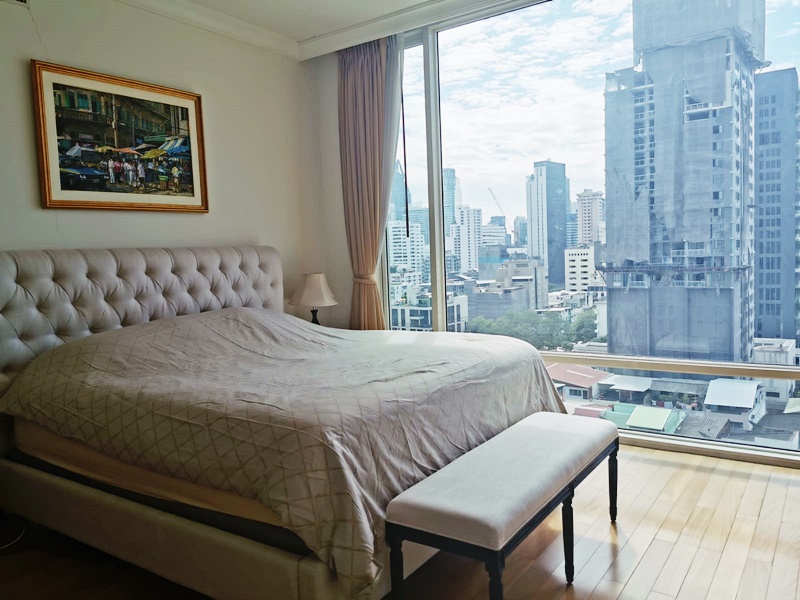 ให้เช่าคอนโด รอย์ช ไพรเวท เรสซิเดนซ์ส พื้นที่ 178 ตรม. 3 ห้องนอน เช่า 150,000 บ/ด