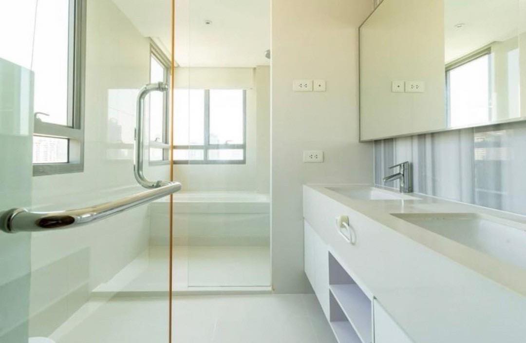 ให้เช่าคอนโด เอควา เรสซิเดนซ์ สุขุมวิท49 พื้นที่ 96 ตร.ม 2 ห้องนอน ราคา 75,000 บาท/เดือน