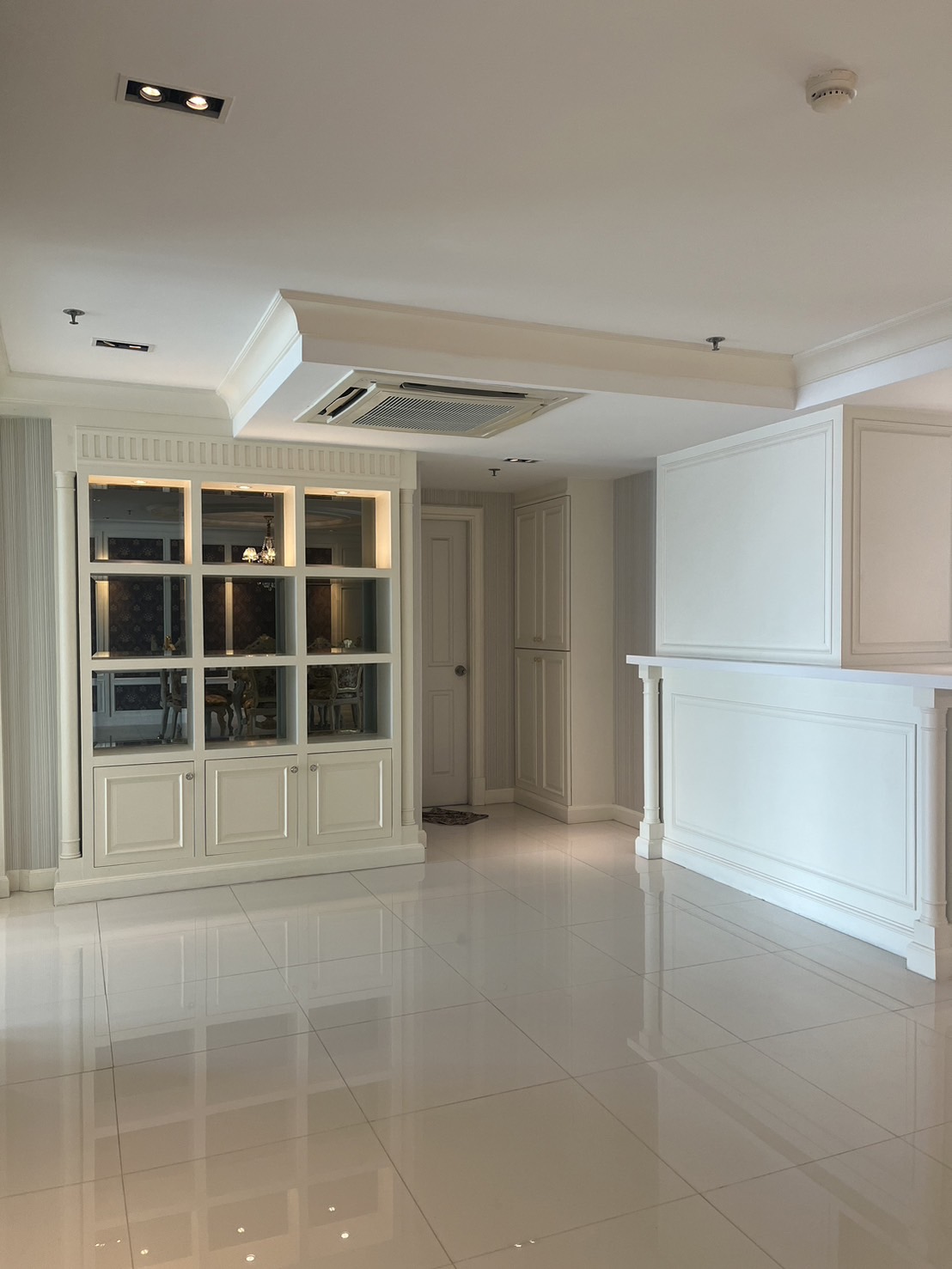 Bell grand Rama 9 Penthouse city view 6 bedroom 7 bath 4 balcony , 3 bathtub