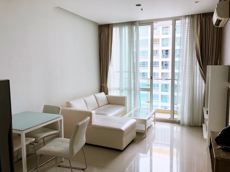 ให้เช่าคอนโด ทีซี กรีน พระราม 9 พื้นที่ 40 ตร.ม. 1 ห้องนอน เช่า 15,000 บ/ด ลดราคา 13,000 บาท