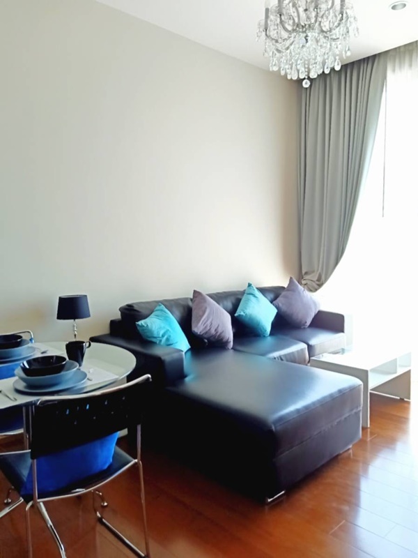 ให้เช่าคอนโด ควอทโทร บาย แสนสิริ พื้นที่ 54 ตร.ม. 1 ห้องนอน ให้เช่า 45,000 บ/ด