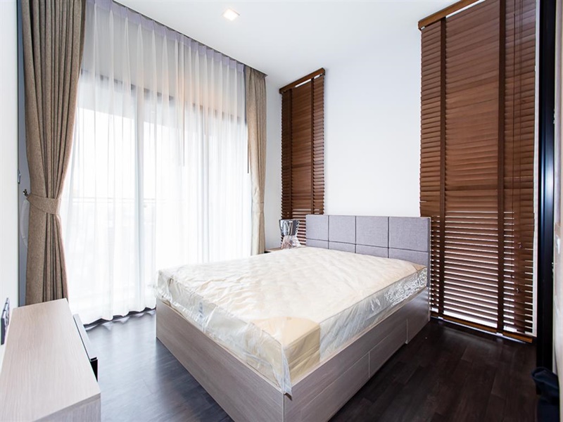 ให้เช่าคอนโด เดอะ ไลน์ อโศก-รัชดา พื้นที่ 34.75 ตร.ม. 1 ห้องนอน เช่า 20,000 บ/ด