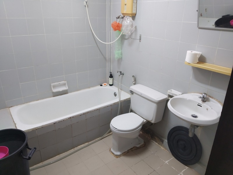 ขาย/ให้เช่าโฮมออฟฟิศ 2 ชั้น ย่านลาดพร้าว พื้นที่ 160 ตรม. เช่า 35,000 บ/ด ขาย 8.1 ล.