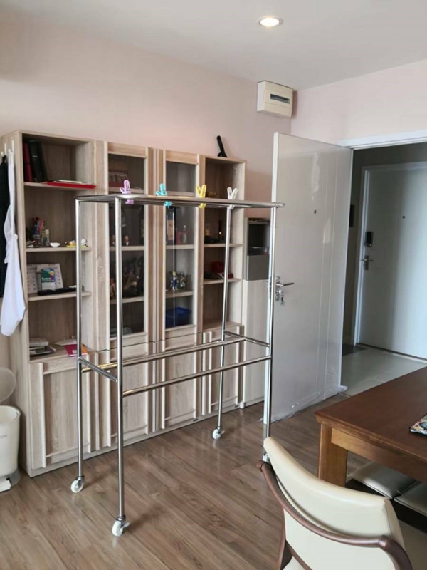 ขายคอนโด เดอะ ทรี อินเตอร์เชนจ์ พื้นที่ 58 ตร.ม. 2 ห้องนอน ขาย 5.6 ล้านบาท