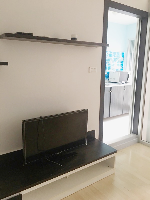 ให้เช่า ดีคอนโด รามอินทรา พื้นที่ 30 ตร.ม. 1 ห้องนอน เช่า 6,500 บ/ด