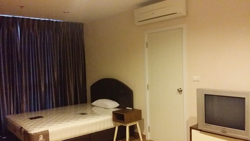 ให้เช่าคอนโด เดอะ ทรี อินเตอร์เชนจ์ พื้นที่ 30 ตร.ม. เช่า 8,500 บ/ด