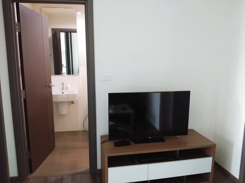 ให้เช่าคอนโด เดอะ เบส พาร์ค เวสต์ พื้นที่ 26 ตร.ม. 1 ห้องนอน เช่า 11,000 บ/ด