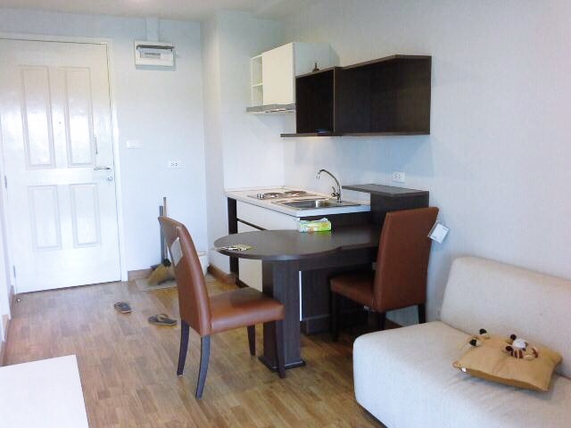 ขายคอนโด บ้านนวธารา พื้นที่ 32 ตร.ม. 1 ห้องนอน ขาย 1.9 ล้านบาท