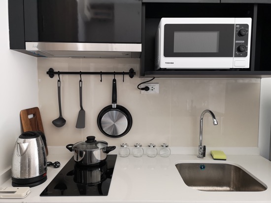 ให้เช่าคอนโด เดอะ ริช สาทร-ตากสิน พื้นที่ 29.73 ตร.ม. สตูดิโอ เช่า 13,000 บ/ด