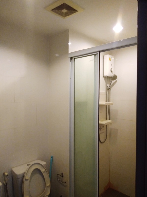 ให้เช่าคอนโด เดอะ เบส พาร์ค เวสต์ พื้นที่ 32 ตร.ม. 1 ห้องนอน เช่า 11,000 บ/ด