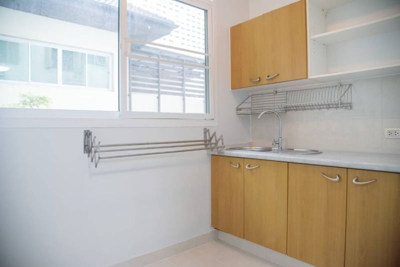 ขาย/ให้เช่า ซิตี้ โฮม รัชดา 10 พื้นที่ 30 ตร.ม. สตูดิโอ เช่า 9,000 บ/ด ขาย 1.65 ล้านบาท