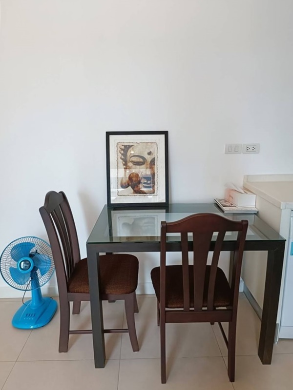 ขาย/ให้เช่าคอนโด แมนฮัตตั้น ชิดลม 58 ตร.ม. 1 ห้องนอน เช่า 24,000 บ/ด ขาย 6.8 ล.