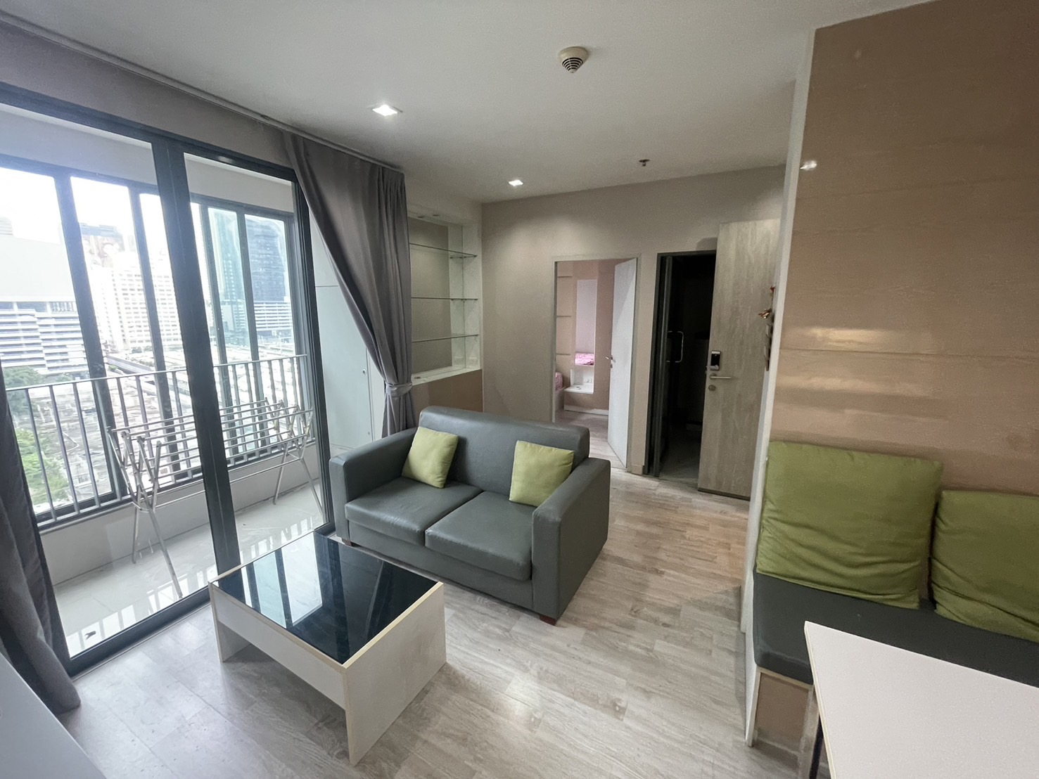 ให้เช่า Ideo Mobi Rama9 ไอดิโอ โมบิ พระราม9 2ห้องนอน 1 ห้องน้ำ ขนาด 56ตร.ม