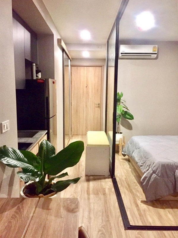 ให้เช่า บลอสซั่ม คอนโด สาทร-เจริญราษฎร์ 30 ตร.ม. 1 ห้องนอน เช่า 13,500 บ/ด