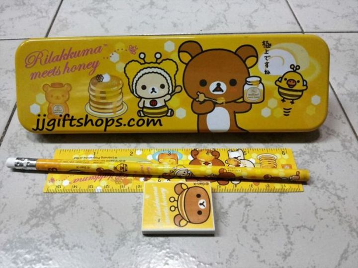 เซ็ตเครื่องเขียน ลายริลัคคุมะ 1 แพ๊คมี 4 ชิ้น