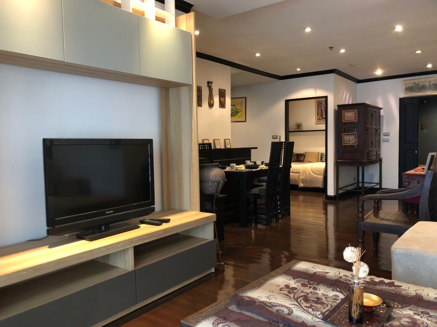 ให้เช่าคอนโด ท็อป วิว ทาวเวอร์ พื้นที่ 76 ตร.ม. 2 ห้องนอน เช่า 35,000 บ/ด