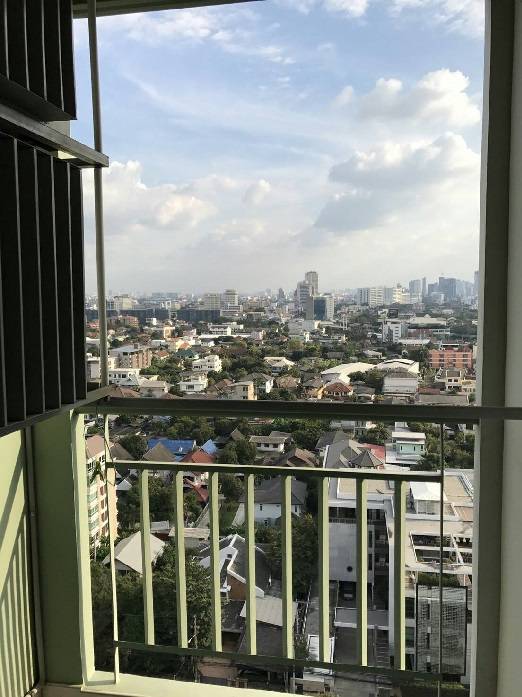 ให้เช่าคอนโด ลุมพินี เพลส รัชโยธิน พื้นที่ 28 ตร.ม. 1 ห้องนอน ให้เช่า 9,500 บ/ด