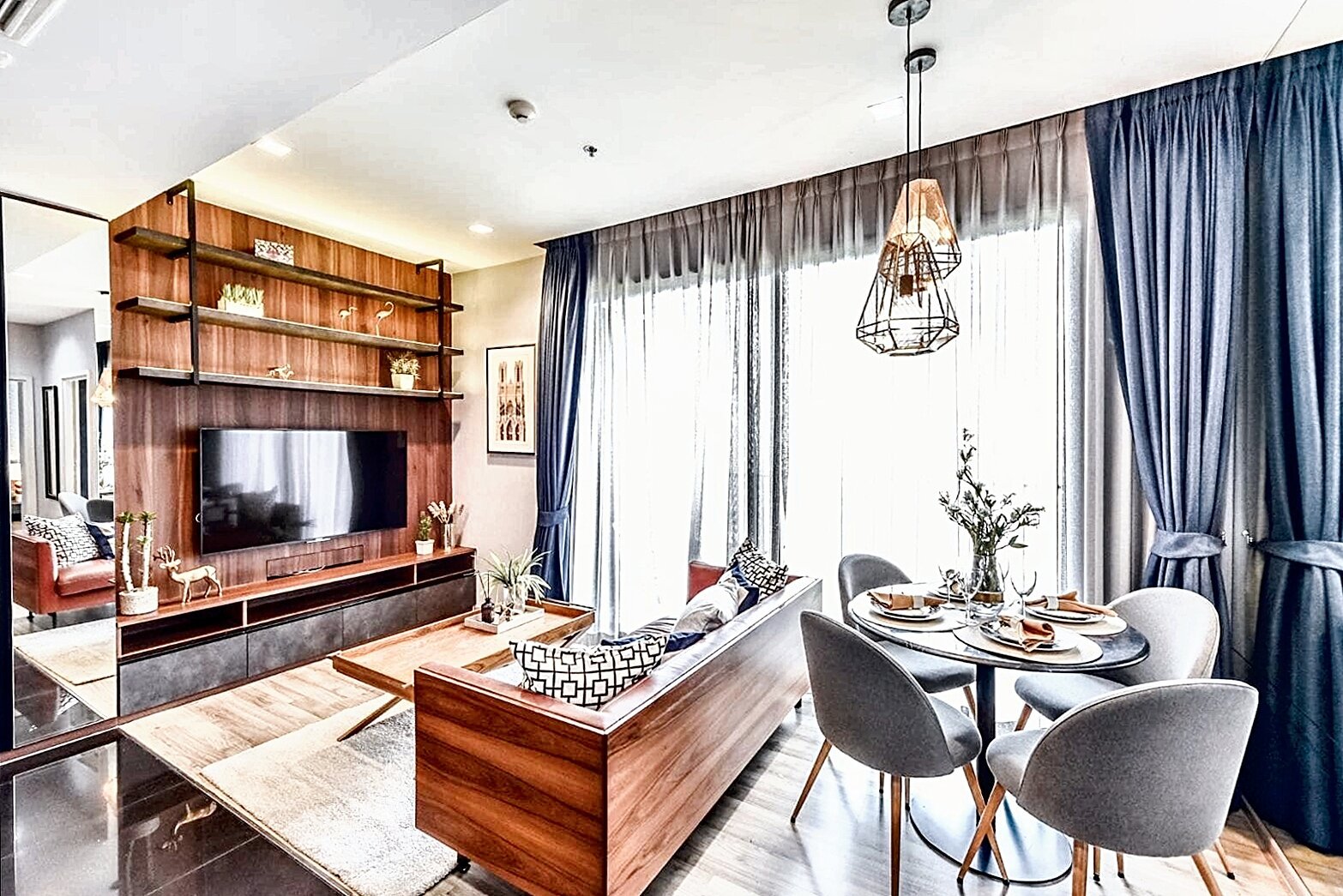 ให้เช่า เดอะ ไลน์ จตุจักร - หมอชิต พื้นที่ 59 ตร.ม 1 ห้องนอน ราคา 65,000 บาท/เดือน