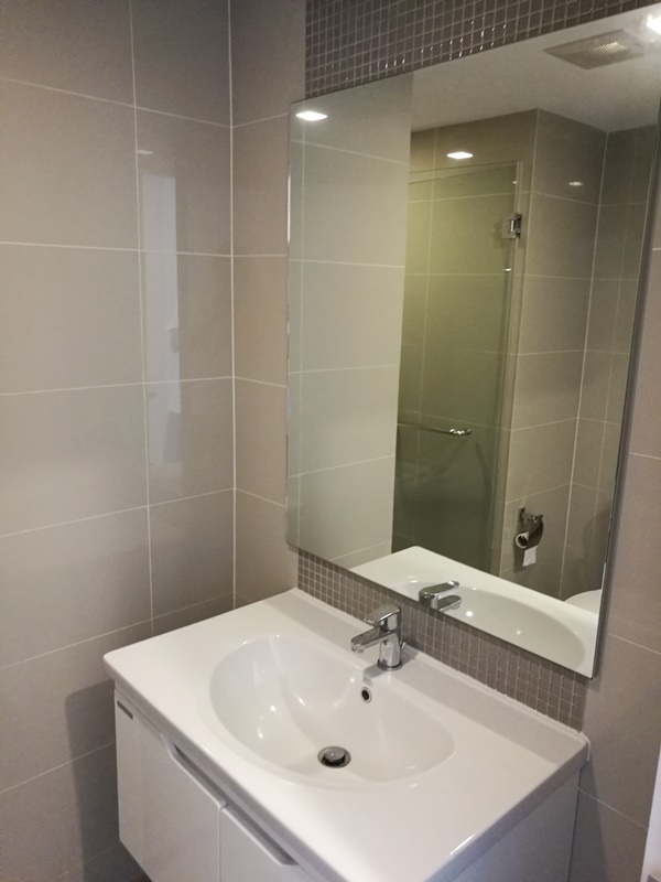 ขาย/ให้เช่าคอนโด มาเอสโตร 39 พื้นที่ 60 ตร.ม. 2 ห้องนอน เช่า 35,000 บ/ด ขาย 8.6 ล.